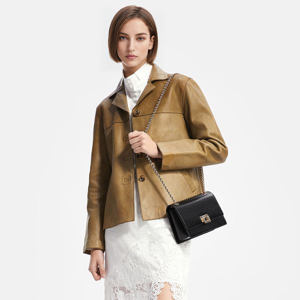 CHARLES&KEITH /
