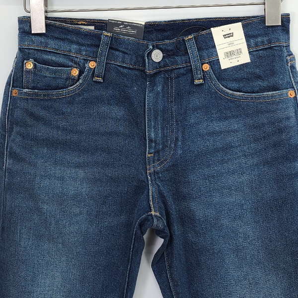 Levis