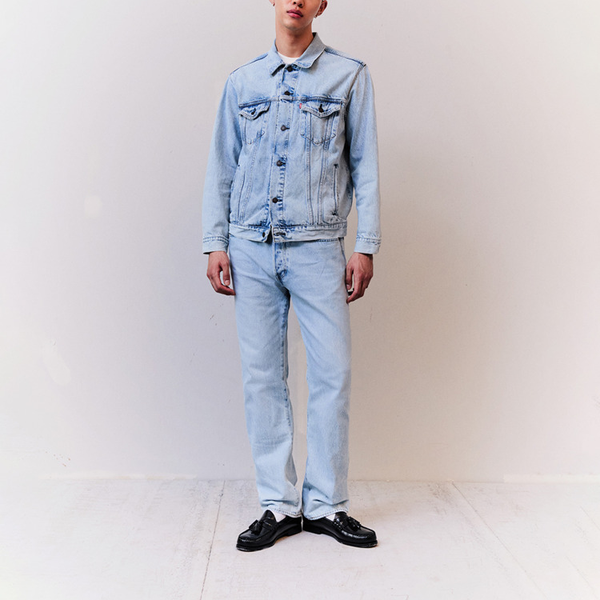 Levis