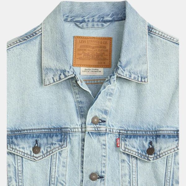 Levis
