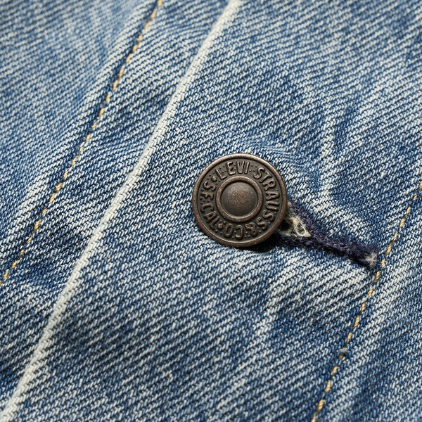 Levis