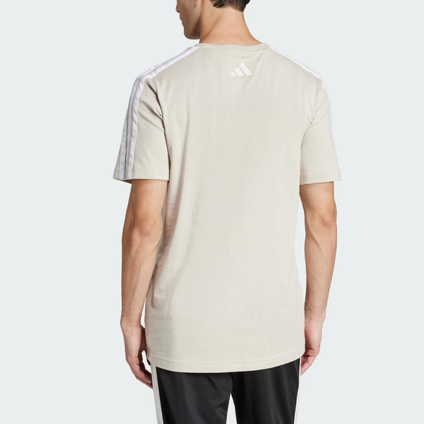 Adidas T-Shirt