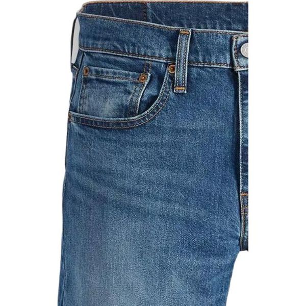 Levis
