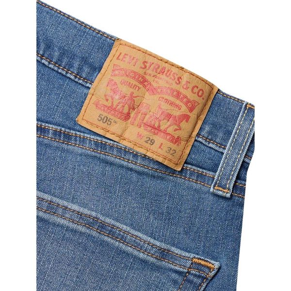 Levis