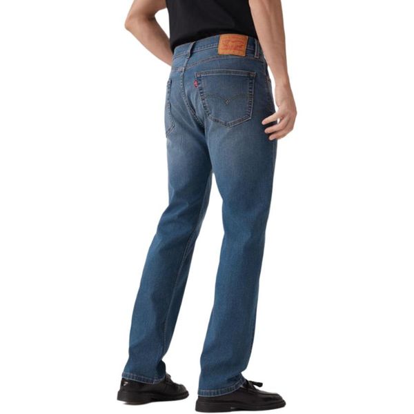 Levis