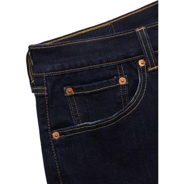 Levis