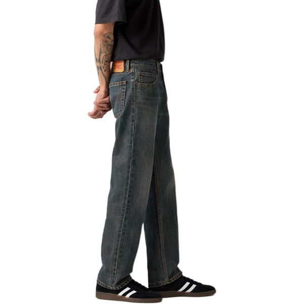 Levis