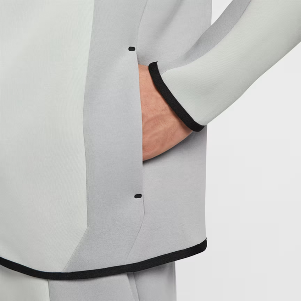 nike WINDRUNNER