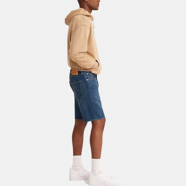 Levis