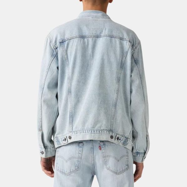Levis