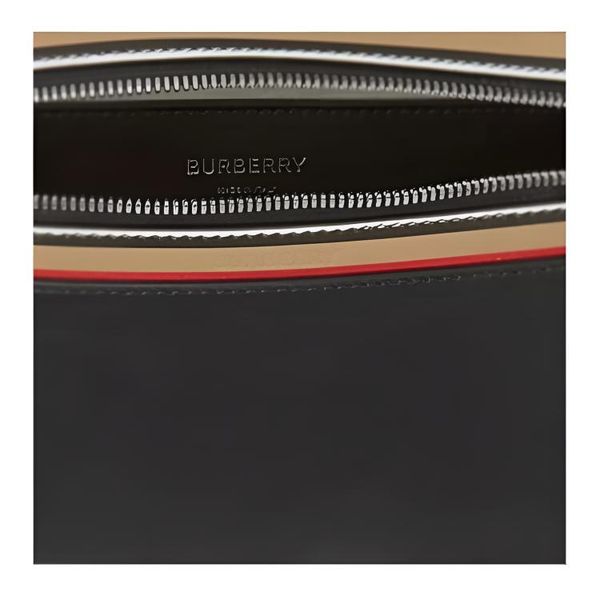 Burberry CUBE ()