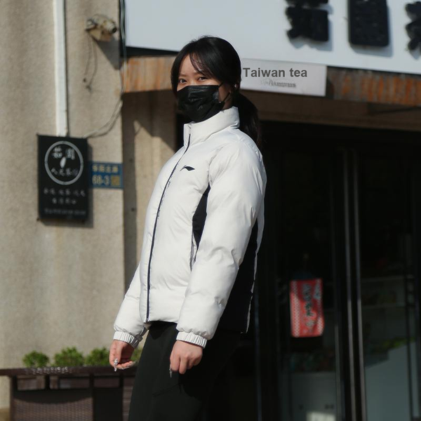 Li NING