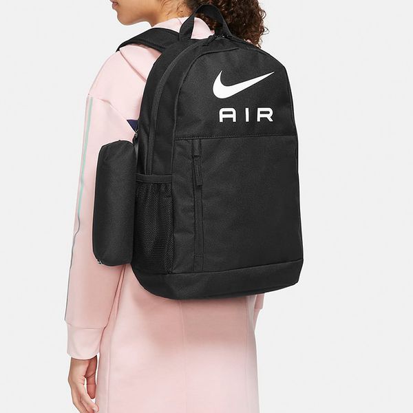 Nike ()