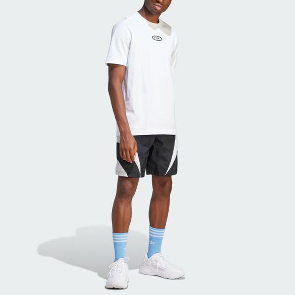 Adidas /