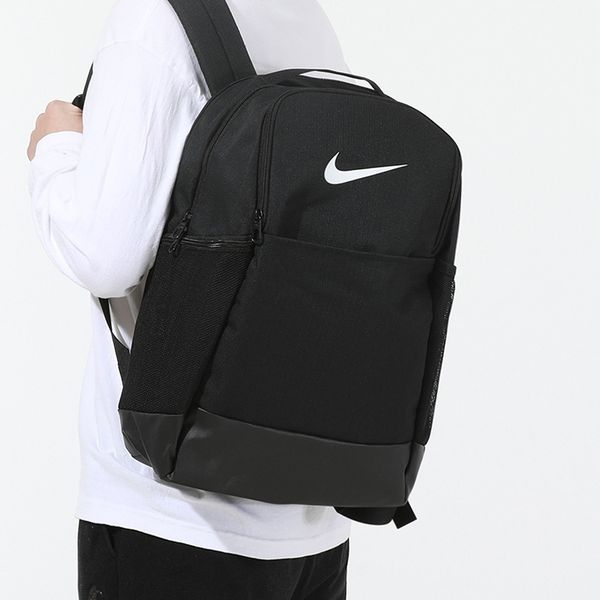 Nike ()