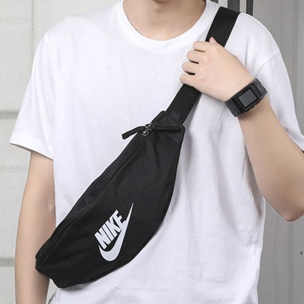 Nike ()