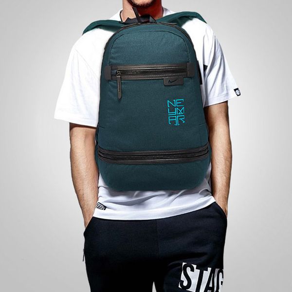 Nike ()