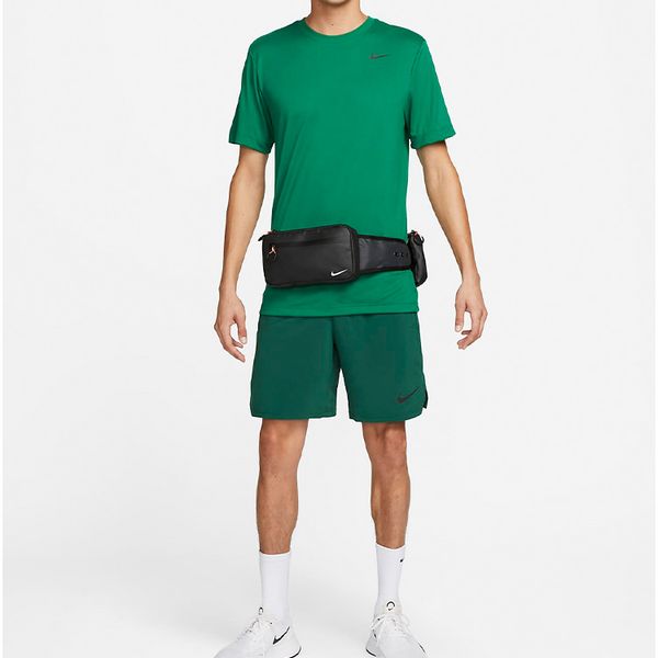 Nike () ()