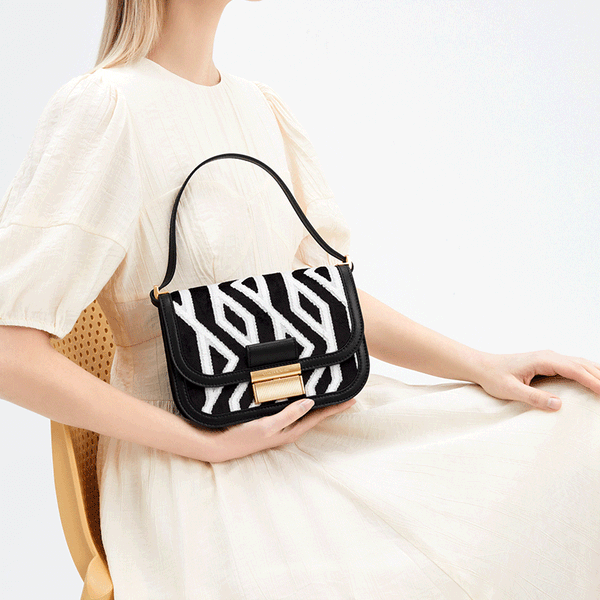 CHARLES&KEITH