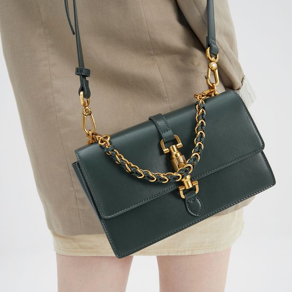 CHARLES&KEITH