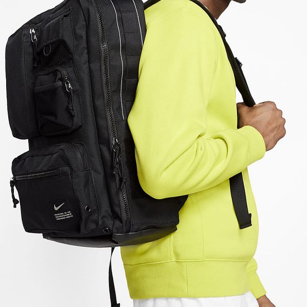 Nike (Standard)