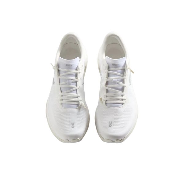 On x KITH Cloudzone