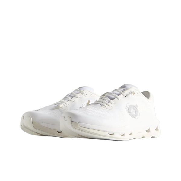 On x KITH Cloudzone