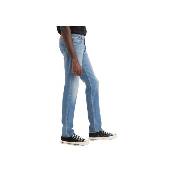 Levis