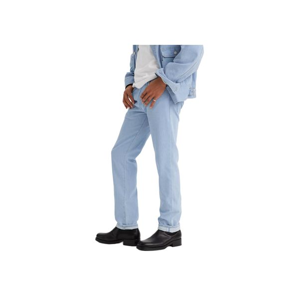 Levis