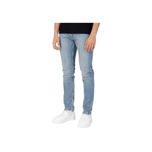 Levis