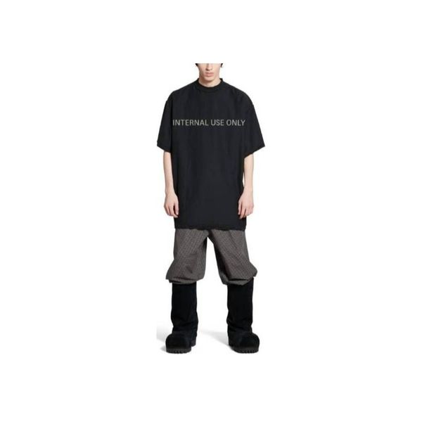 Balenciaga T- (Standard)