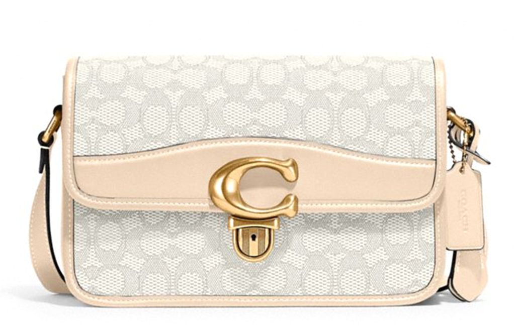 COACH Studio ()