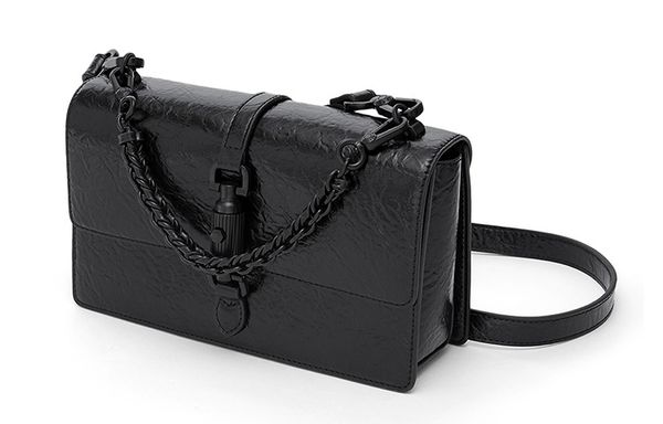 CHARLES&KEITH