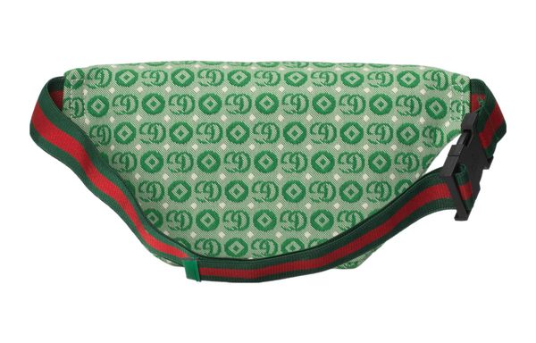 GUCCI INTERLOCKING ()