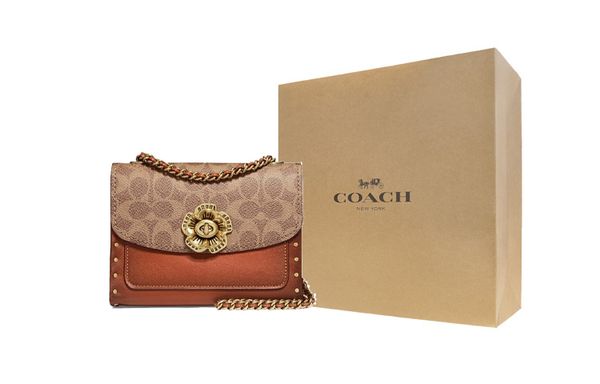 COACH