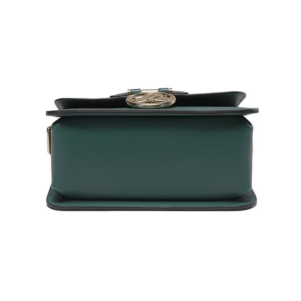 LONGCHAMP