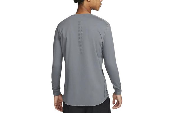 Nike - T