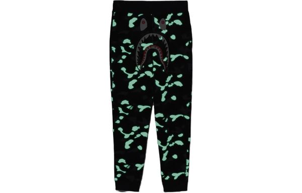 A BATHING APE