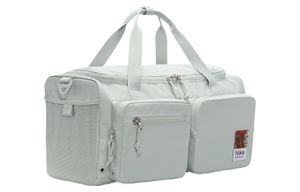 Nike ()