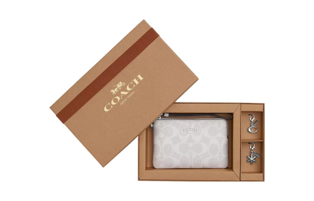 COACH Corner Zip