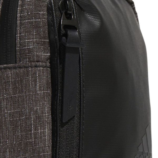 Adidas Essential ()