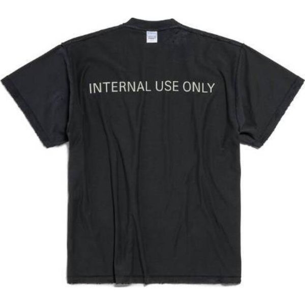 Balenciaga T- (Standard)