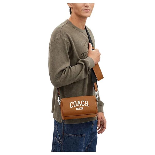 COACH