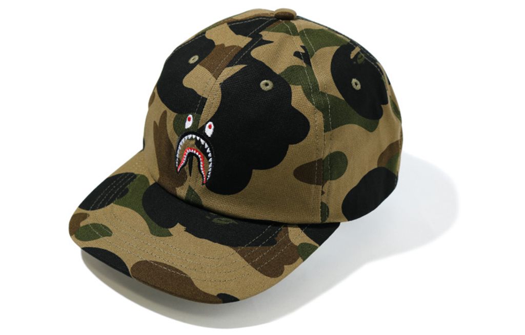 A BATHING APE