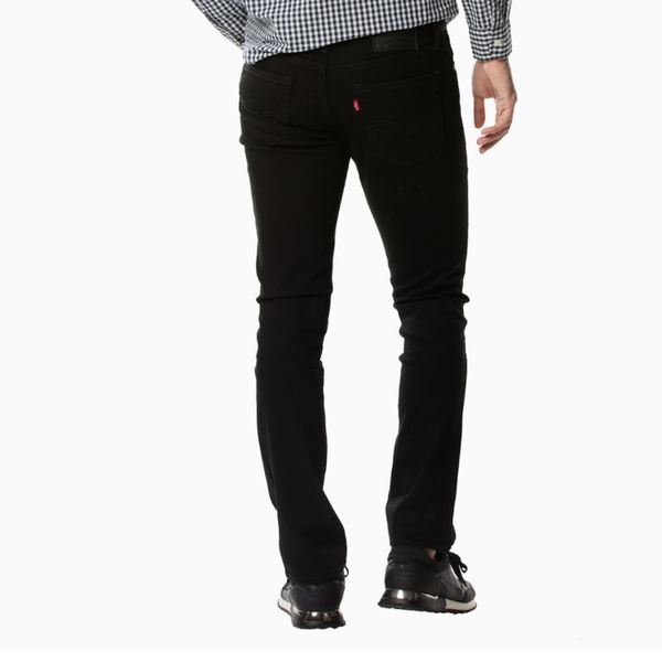 Levis