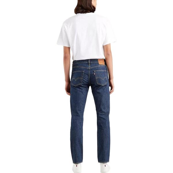 Levis