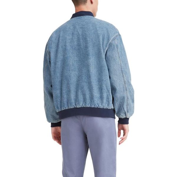 Levis