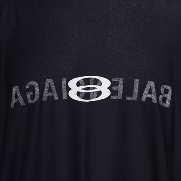 Balenciaga T