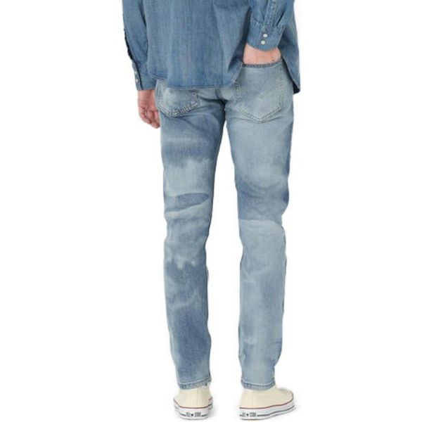 Levis