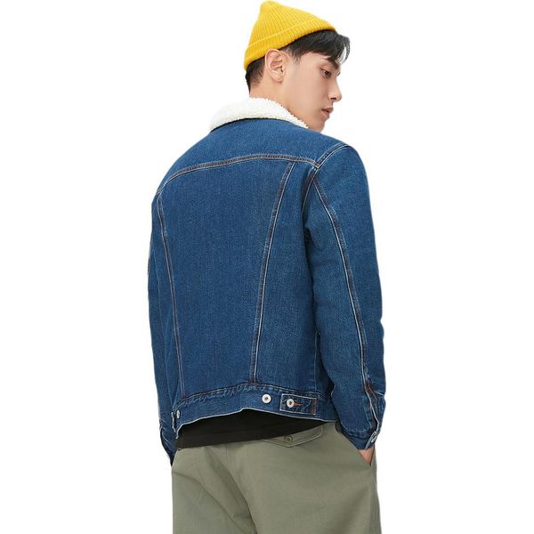 Levis
